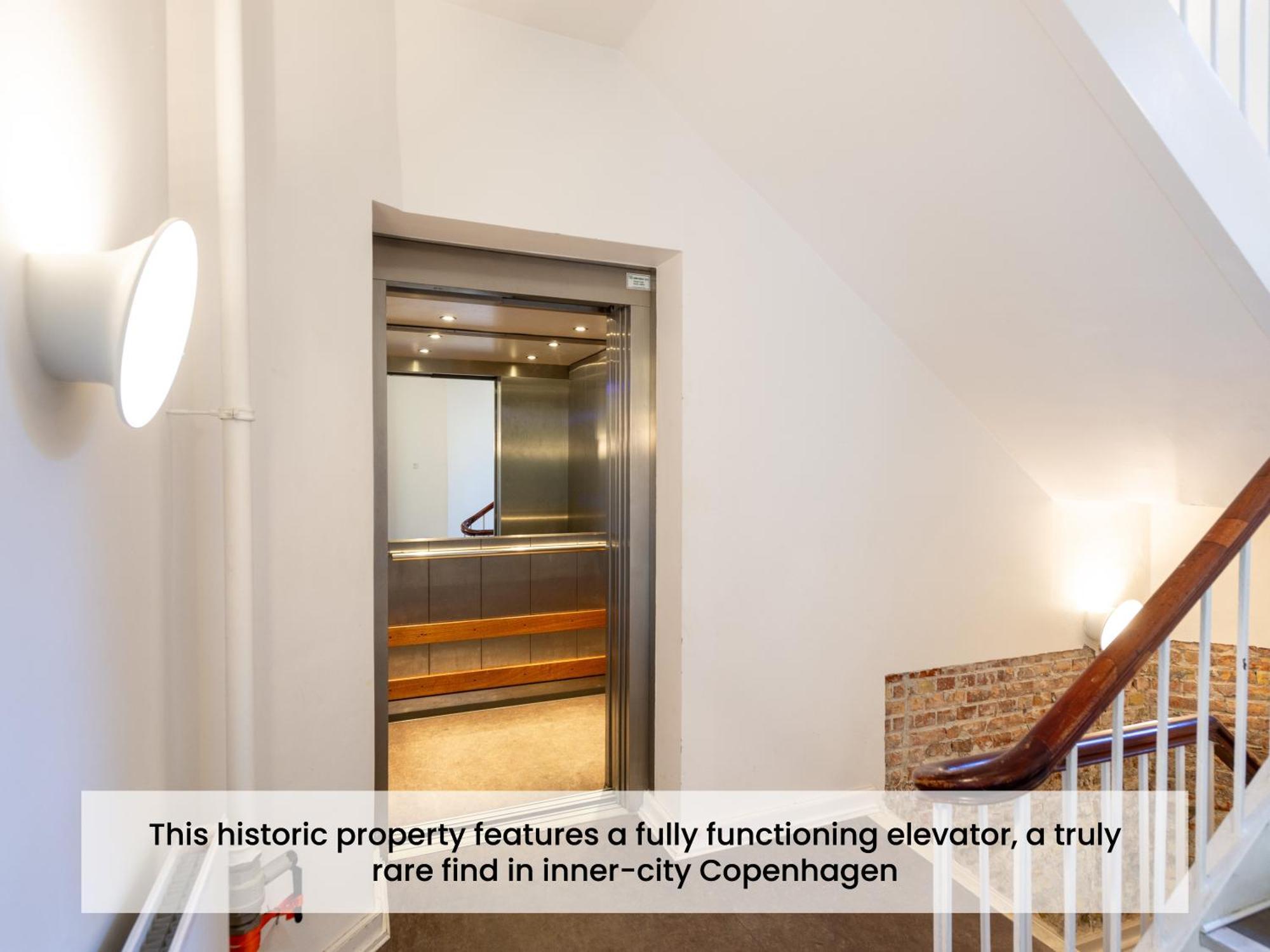 Sanders Haven - Lovely Two-bedroom In Historical Appartement *